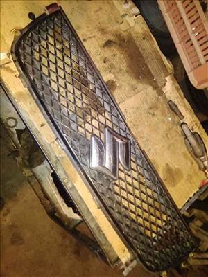 Suzuki Grand Vitara 05- Hûtőrács