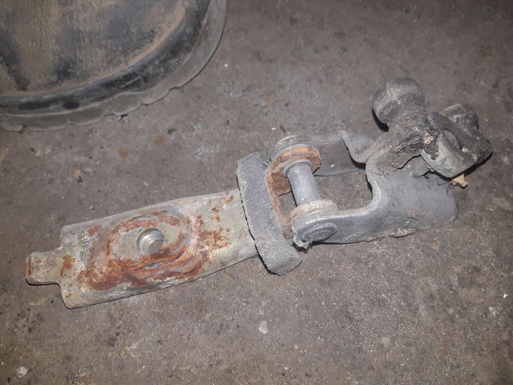 Volkswagen Transporter T4 91-03 Jobb Tolóajtó Középső Görgő 2. kép