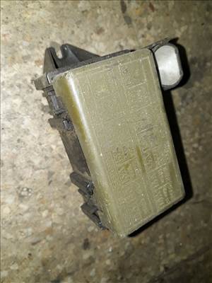 Suzuki Vitara Biztosítéktábla / Relé Tábla