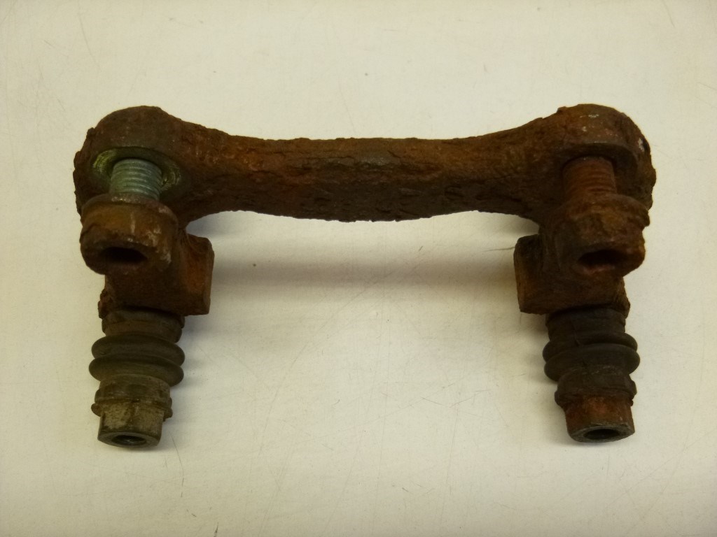 Audi Allroad (C5) bal hátsó féknyereg tartó 1. kép