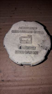 Saab 9-3 Kiegyenlítő Tartály Kupak 9202799