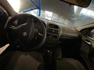 OPEL ASTRA G Ferdehátú (F48, F08) Biztosítéktábla Fedél 1. kép