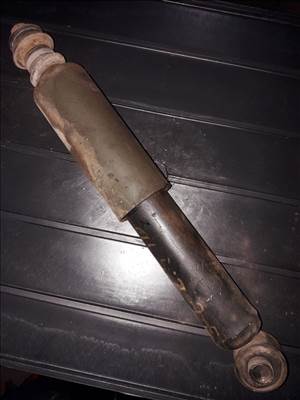 Opel Campo Első Lengéscsillapító