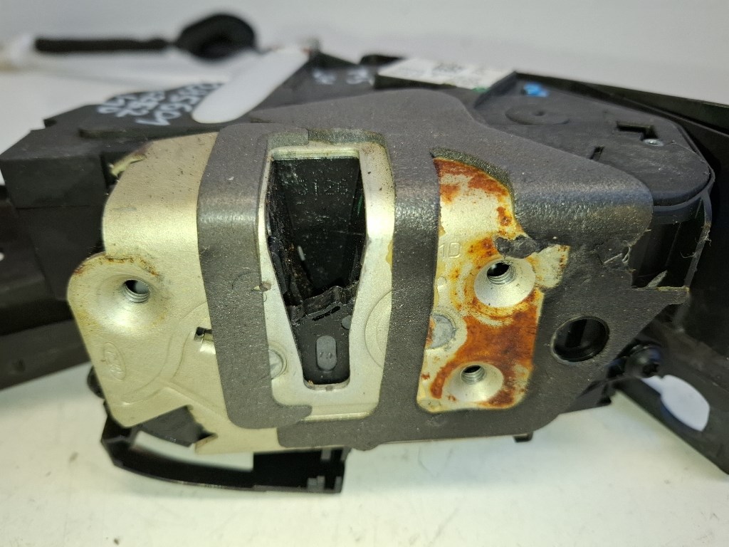 Ford Mondeo (MK5) jobb hátsó ajtózár BM5AA26412CF 3. kép