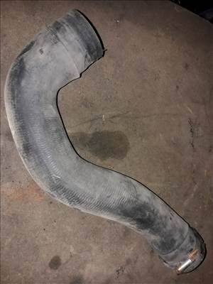 Opel Astra H Turbócső / Intercooler Cső 55557520
