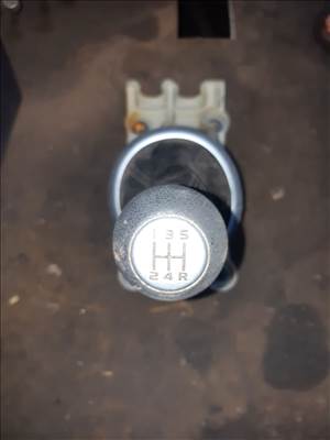 Suzuki SX4 Váltó Kulissza