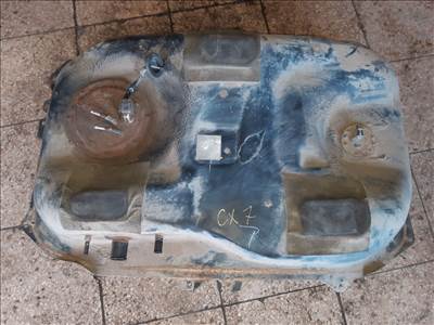 Mazda CX-7 Üzemanyag Tank