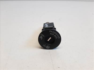 Nissan Note (E12) légzsák kapcsoló