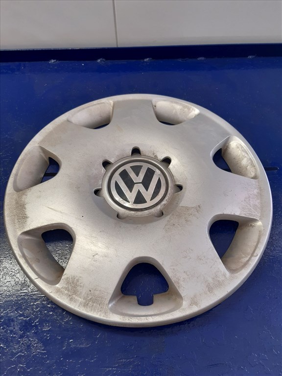 Volkswagen Polo 9N Dísztárcsa 6Q0 601 147 M 1. kép