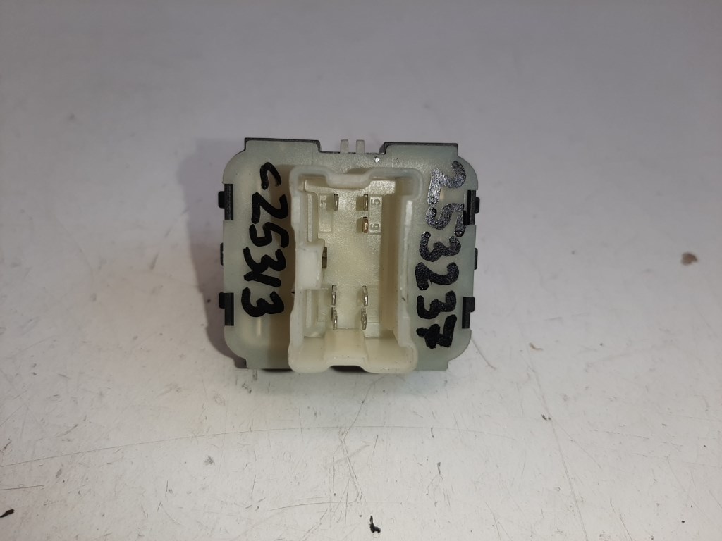 Renault Zoe bal elsõ ablakemelõ kapcsoló 254118044R 2. kép