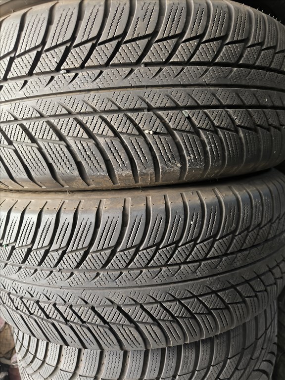  225/5517" újszerű Bridgestone téli gumi gumi 6. kép