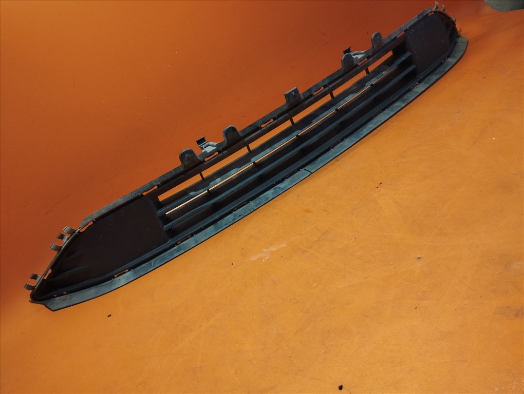 Opel Insignia B alsó hűtőrács (L.20.1007R) 1. kép