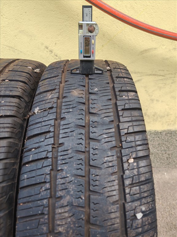  205/7516" újszerű Continental négyévszakos gumi gumi 2. kép