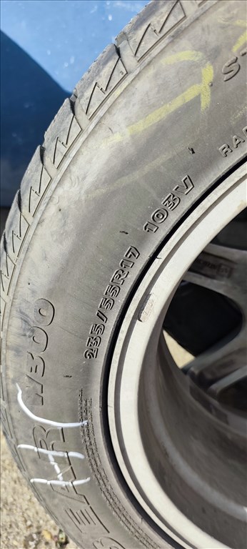  5x120 lyukosztású 17" használt OZ alufelni, rajta 235/55 használt Hankook téli gumi gumi  4. kép
