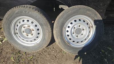  5x114.3 lyukosztású 15" használt (gyári felni) lemezfelni, 