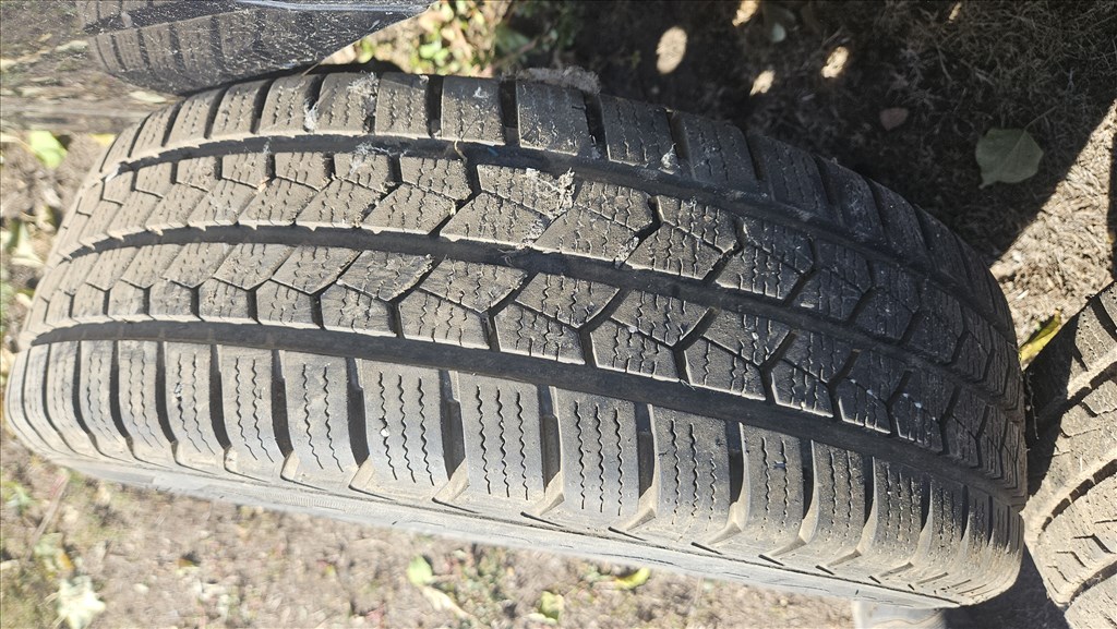  5x114.3 lyukosztású 15" használt (gyári felni) lemezfelni,  6. kép