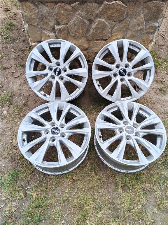  5x114.3 lyukosztású 7J 17" újszerű Hyundai, Kia, Mazda alufelni 1. kép