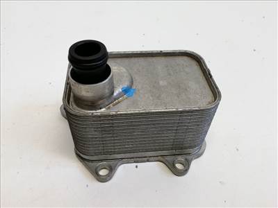 Audi A4 (8K B8) motorolajhûtő 06L117021C