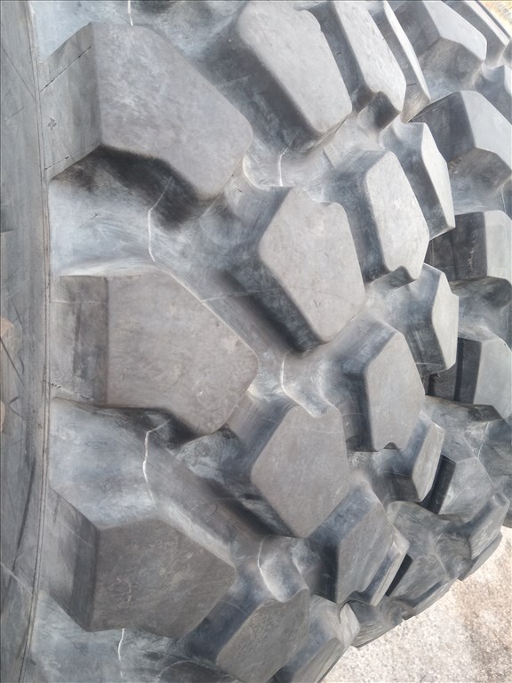 használt 14.00 R20 Michelin XZL 1400 r20 1400R20 1400x20 14.00 20 6. kép