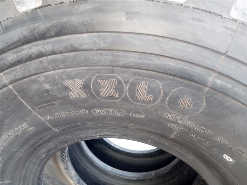 használt 14.00 R20 Michelin XZL 1400 r20 1400R20 1400x20 14.00 20 7. kép