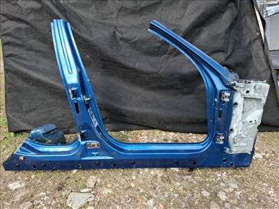 Bmw 1-es sorozat E87 5 ajtós (E87) jobb küszöb