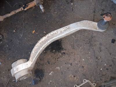 Audi A4 B5 Jobb Első Lengőkar 4D0407696J