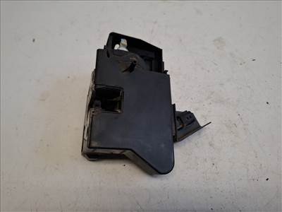 Dacia Sandero (B52) jobb hátsó ajtózár