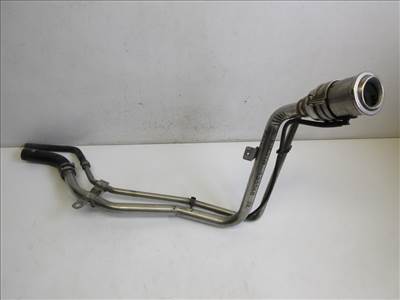 Ford Fiesta  üzemanyag tankbeöntő 8A619032AE