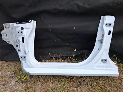 Ford Fiesta 5 ajtós bal első küszöb