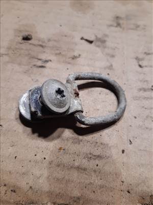 Renault Master 03-10 Rakományrögzítő Fül