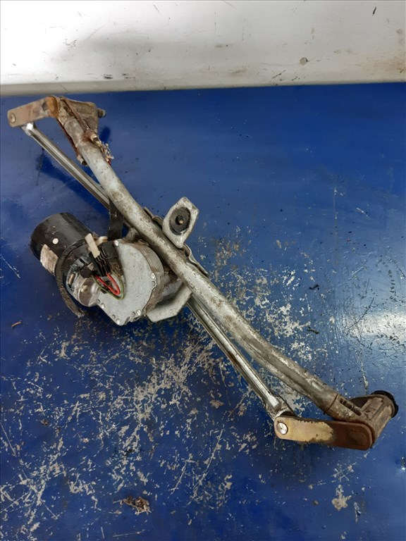 Skoda Octavia Elsõ Ablaktörlõ Motor ቛõ Ablaktörlõ Mechanika 1J0 955 325 A 3. kép