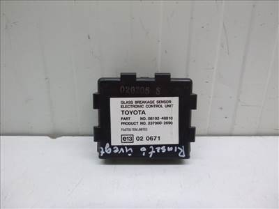 Toyota Avensis Verso  riasztó vezérlő modul 0819248810