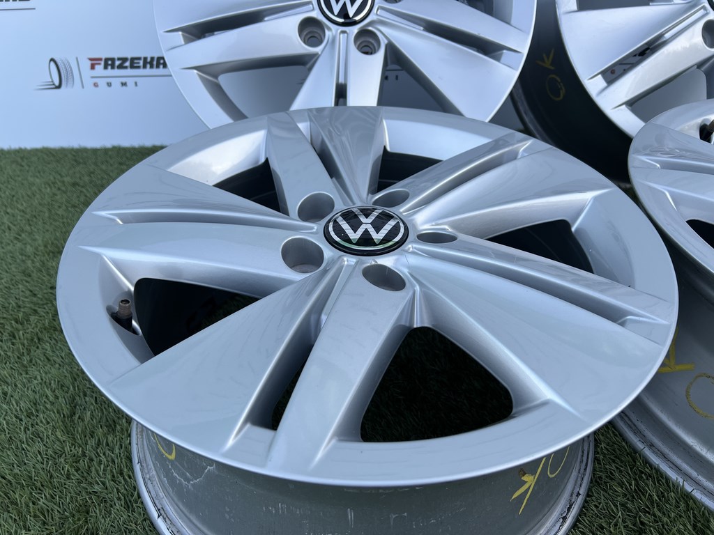 5x112 16" Volkswagen Golf  gyári alufelni 7Jx16h2 ET48 2. kép