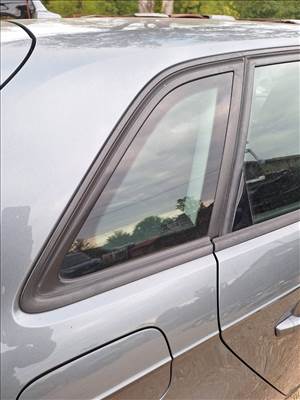 Audi A3 (8V) Sportback jobb hátsó üveg 