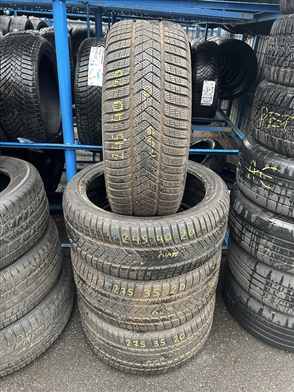 2db 275/35×20″ + 2db 245/40×20″ Pirelli RSC téli gumiabroncs. (3751247) 1. kép
