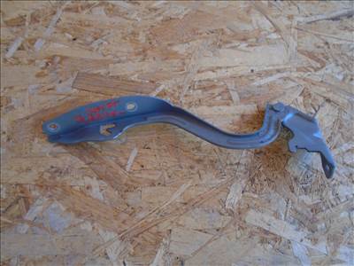 Suzuki Swift V zsanér, géptető 