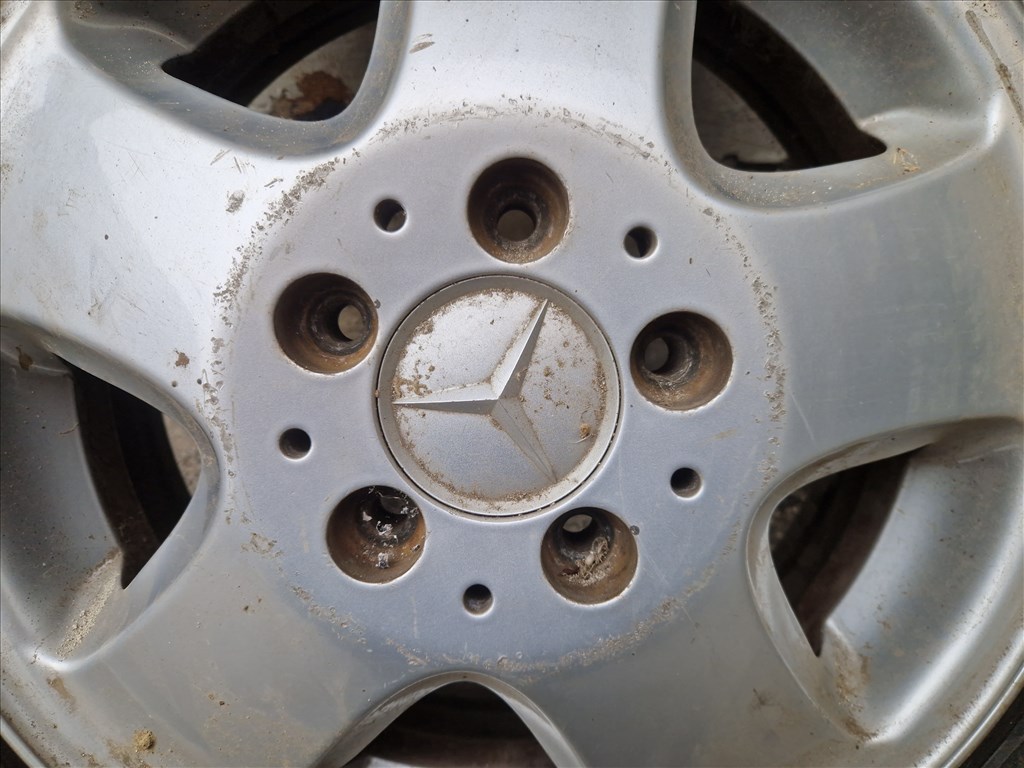  15" újszerű (gyári felni) alufelni, rajta 195/50 használt nyári gumi gumi  2. kép