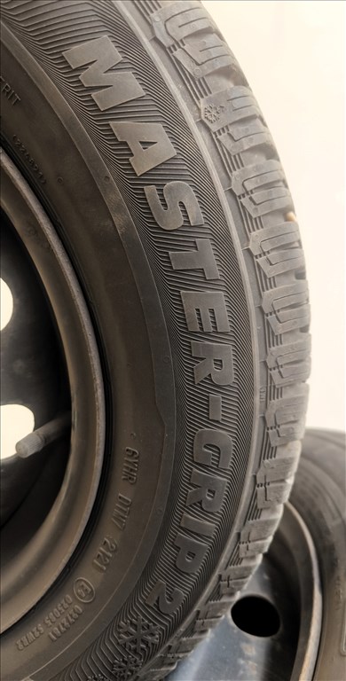  Lemezfelni 14"-os 4x100, gyári lemezfelni, rajta 175/70R14 újszerű Semperit Master G 2 téli gumi   6. kép