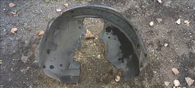 Ford Focus mk3 jobb első dobbetét gyári 