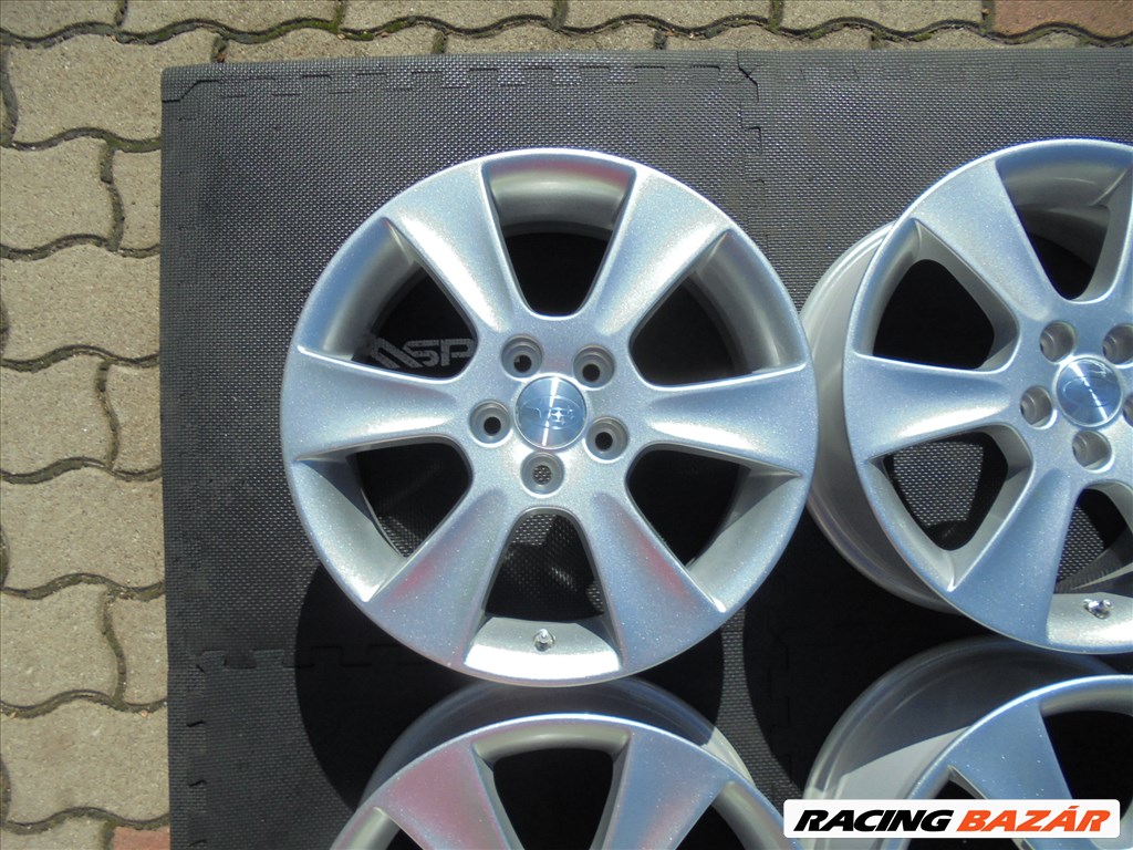 Új 16-os 5 x 100-as gyári Subaru alufelni eladó 2. kép