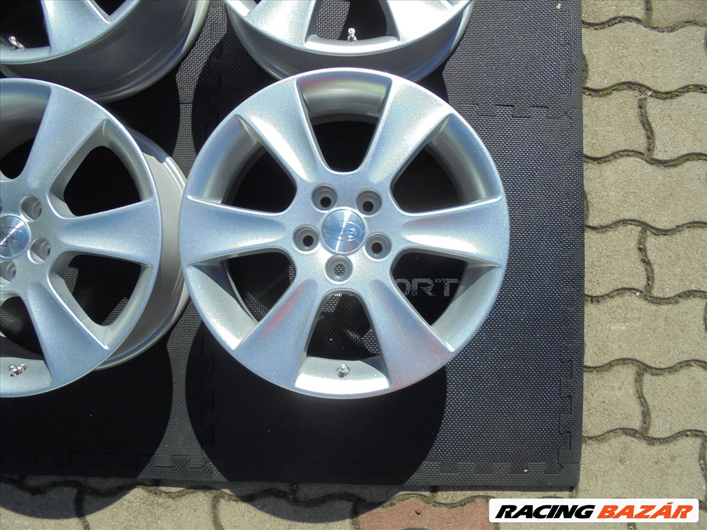 Új 16-os 5 x 100-as gyári Subaru alufelni eladó 5. kép