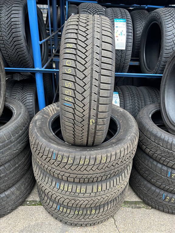 4db 235/60×18″ Continental téli gumiabroncs. (3751745) 1. kép
