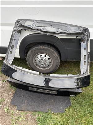 Audi Q8 csomagtérajtó 