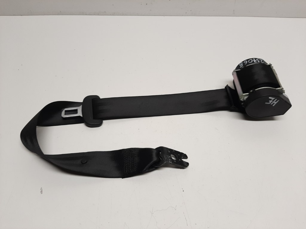 Audi A3 5 ajtós (8V) jobb hátsó biztonságiöv 8V3857805 1. kép