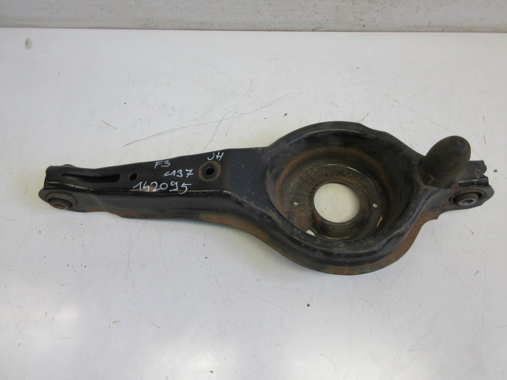 Ford Focus jobbhátsó alsó hátsó lengõkar BV615K652AF 1. kép