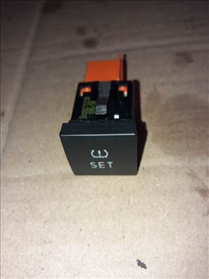 Volkswagen Golf V Keréknyomás Érzékelő Kapcsoló 1K0 927 121 B