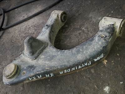Nissan Pathfinder R51 Jobb Hátsó Lengőkar
