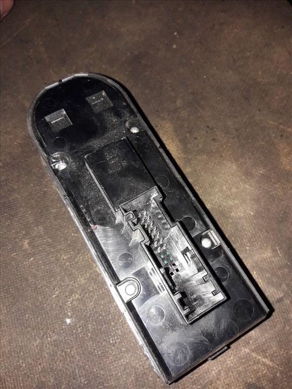 Opel Astra H Bal Elsõ Ablakemelõ Kapcsoló 13228706 2. kép