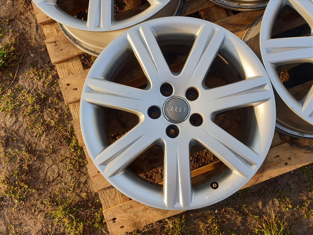 17" 5x112 Audi S-line 4. kép