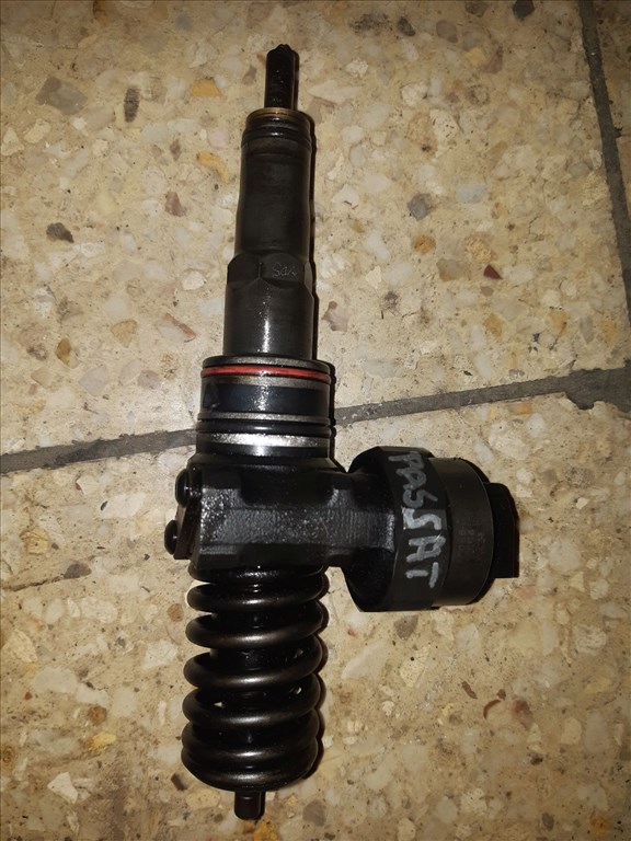 Volkswagen Passat B5 01-05 PD Elem 036 130 0731 AA 2. kép
